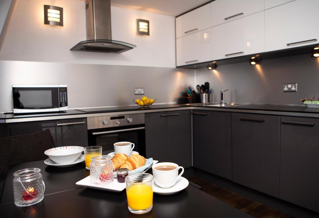 Apt 3, Trafalgar Sq Duplex, 3Rd & 4Th Floor By Indigo Flats London Eksteriør bilde